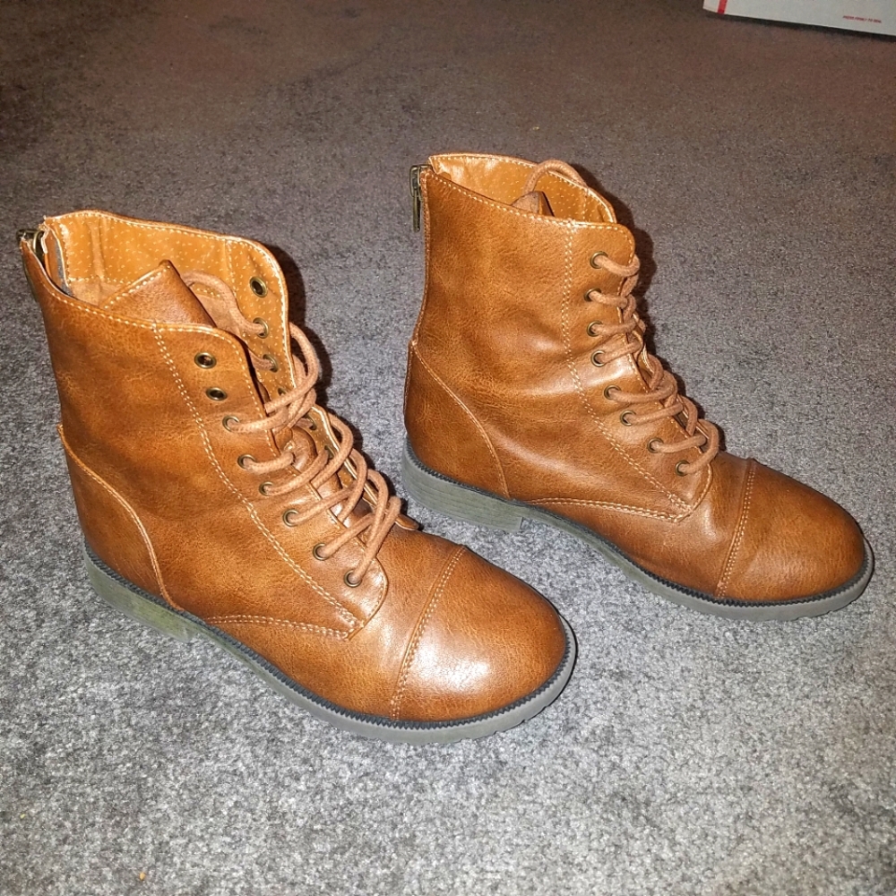 Target Girls Boots 1.